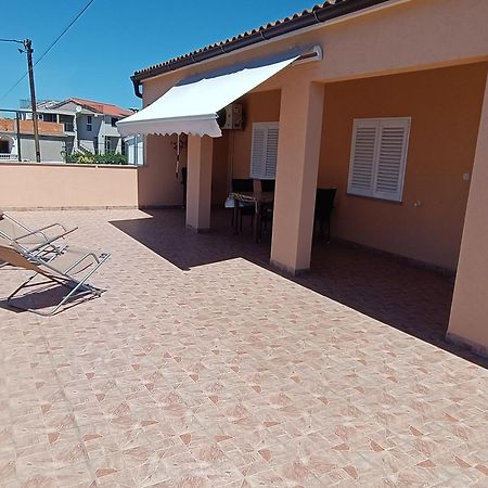 Apartmani Sprljan Vodice Bagian luar foto