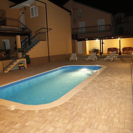 Apartmani Sprljan Vodice Bagian luar foto