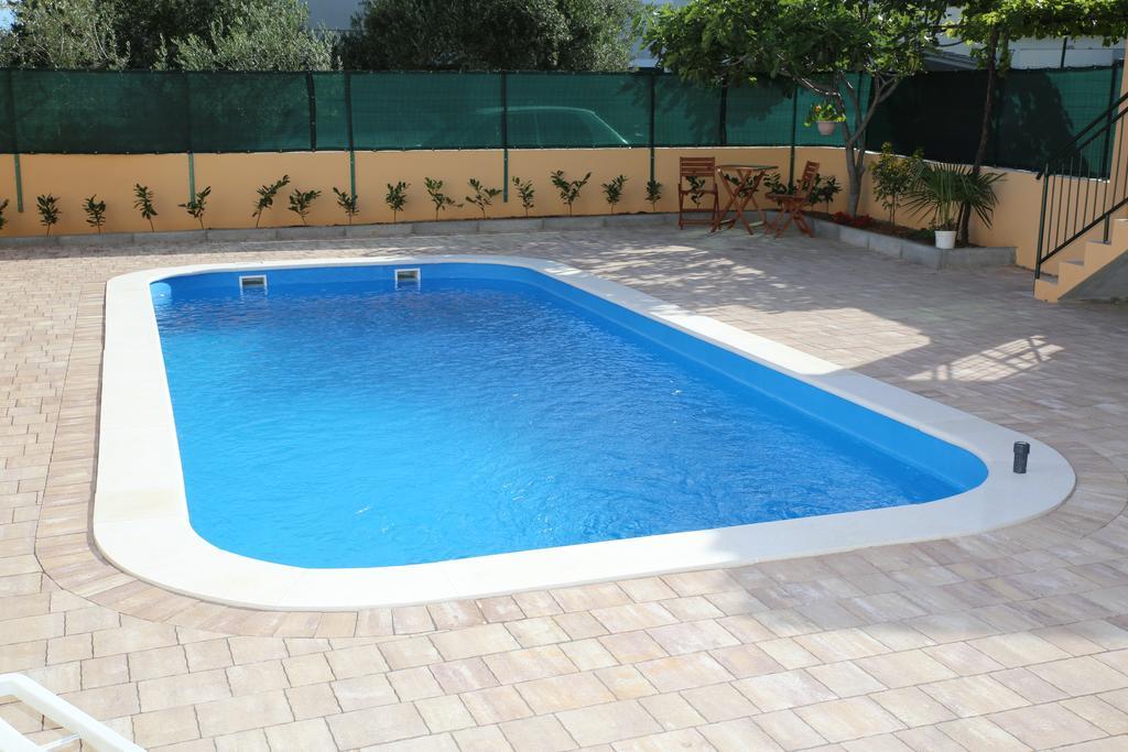 Apartmani Sprljan Vodice Bagian luar foto