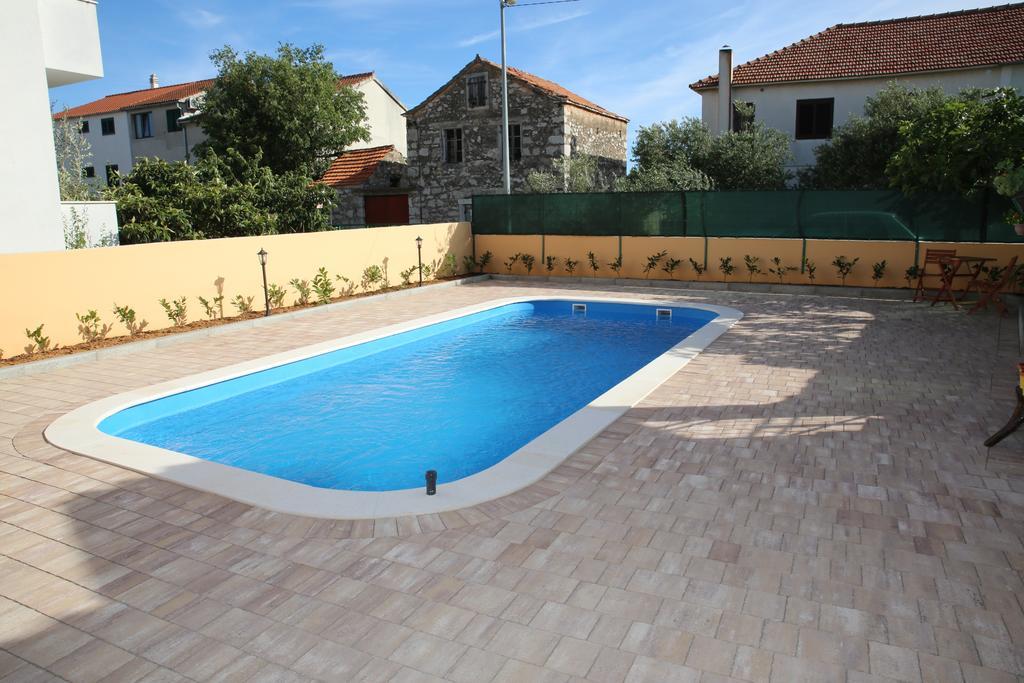 Apartmani Sprljan Vodice Bagian luar foto